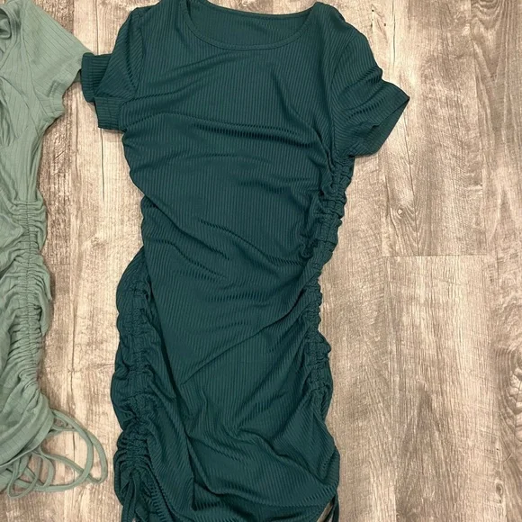 Bundle of drawstring shein mini dresses - Picture 3 of 3